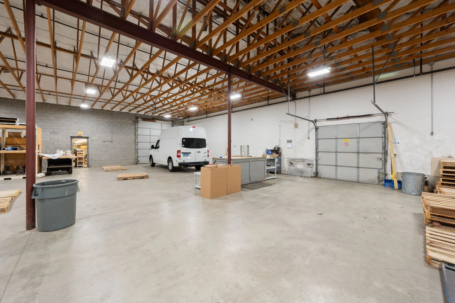 21 Web Or Mls 16 E Industrial Rd 5.webp